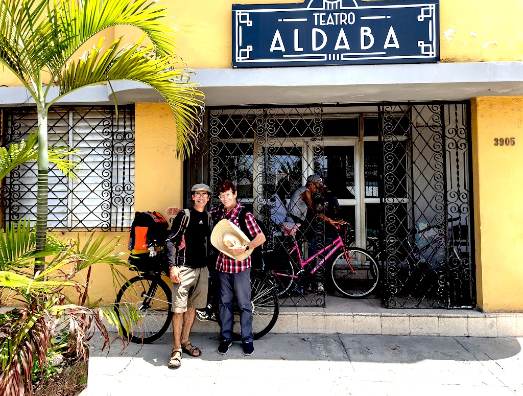 teatro familiar reatablo en bicicleta Titeres del alma